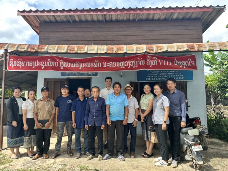 “สถาบันวิจัยมะเร็งท่อน้ำดี ลงพื้นที่เมืองนาซายทอง คัดกรองพยาธิใบไม้ตับ ใน สปป.ลาว”