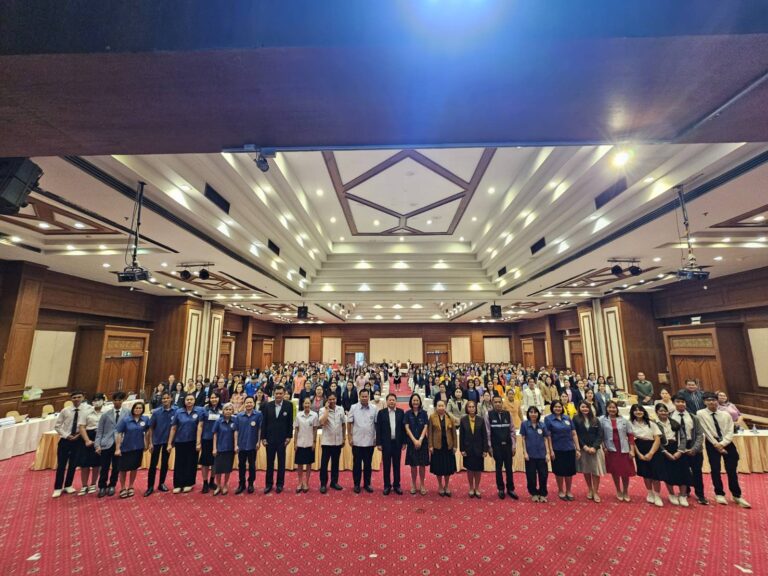 เพิ่มองค์ความรู้ครูในการเรียนการสอนเรื่องโรคพยาธิใบไม้ตับและโรคมะเร็งท่อน้ำดี