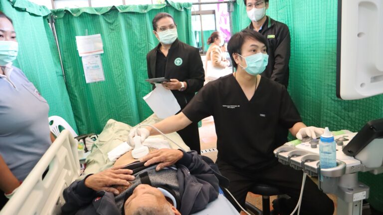 “สถาบันวิจัยมะเร็งท่อน้ำดีร่วมจัดมหกรรมสุขภาพด้านการแพทย์ บริการตรวจ OV-CCA ชาว อ.นาวัง หนองบัวลำภู”