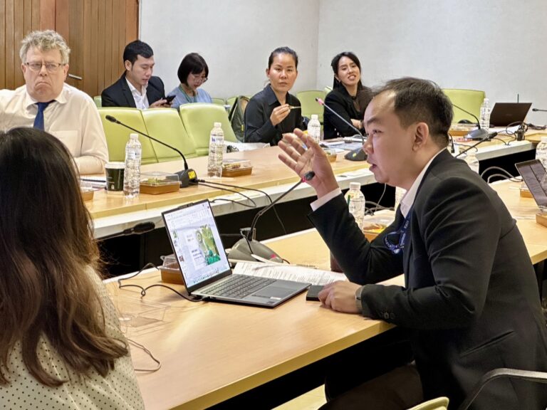 คณะผู้เชี่ยวชาญ 𝐖𝐇𝐎 เยี่ยมชม 𝐂𝐀𝐑𝐈